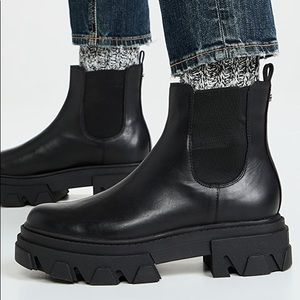 NWT Sam Edelman daelyn lug boot size 7.5